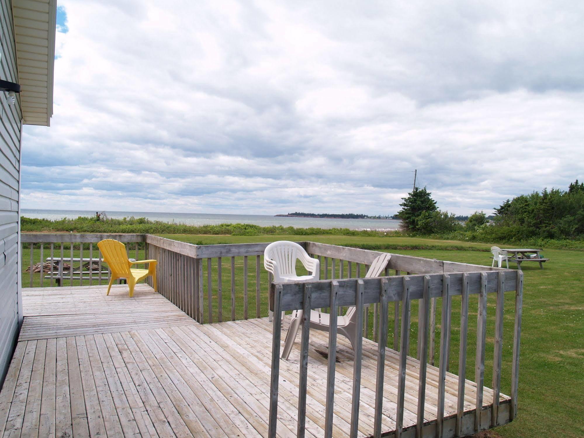 Cottages On Pei-Oceanfront Bedeque エクステリア 写真