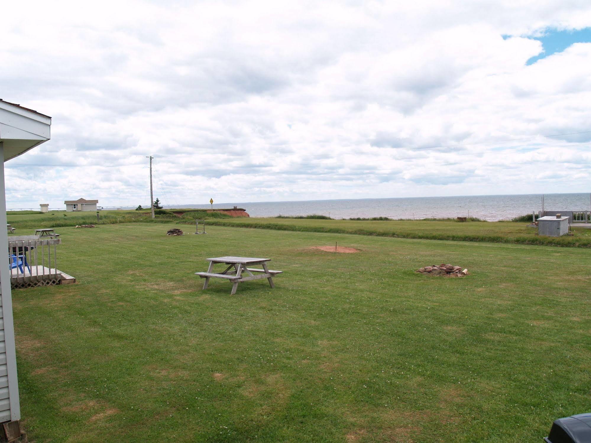 Cottages On Pei-Oceanfront Bedeque エクステリア 写真